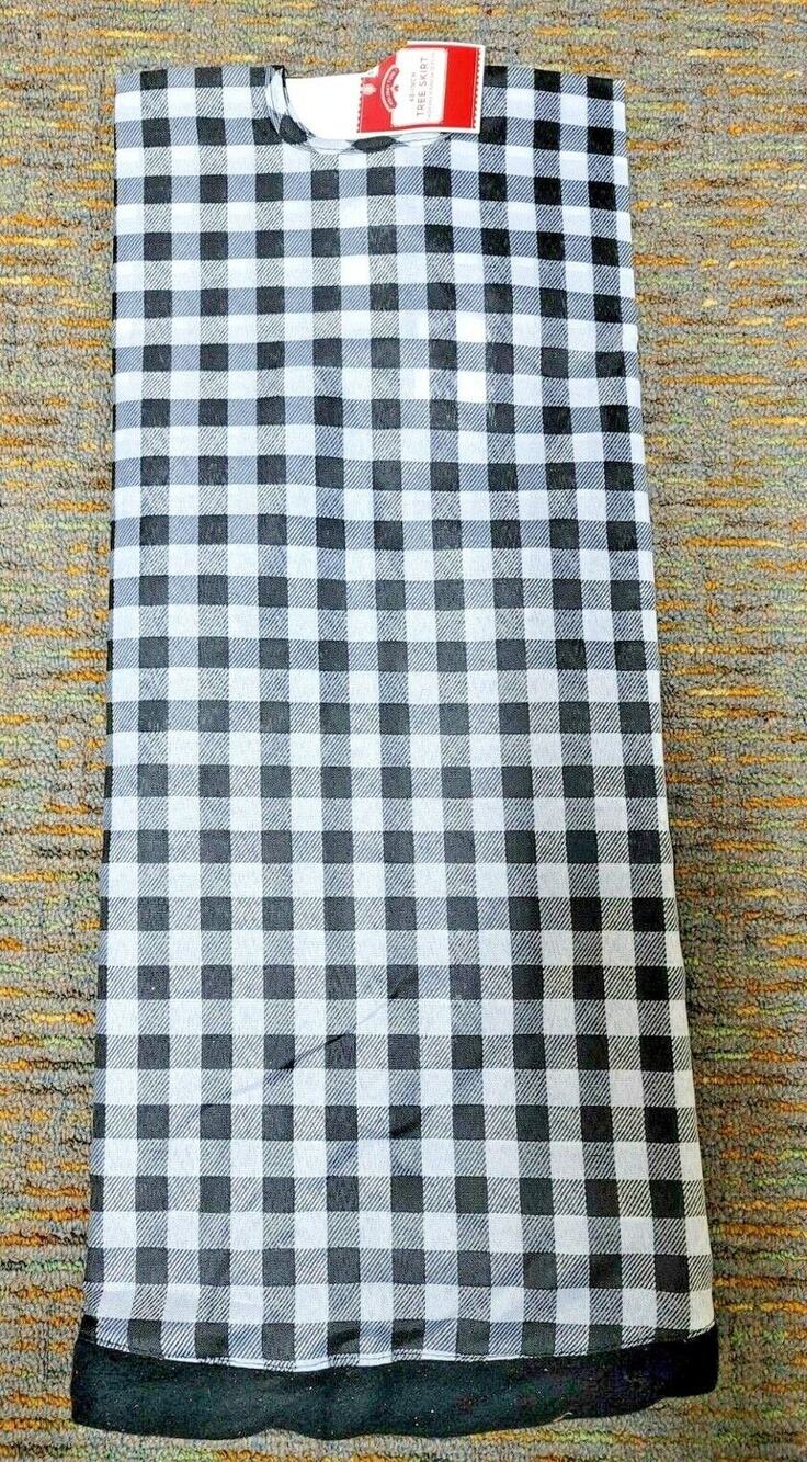 New Holiday Time Lightweight 48" Black & White Plaid Christmas Tree Skirt